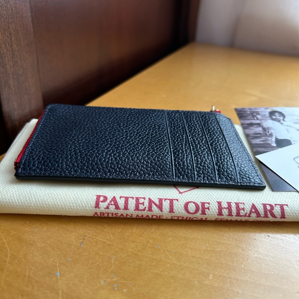 Patent of Heart Leather Card Holder - Picture 7 of 9